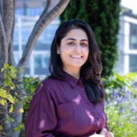 Rozeena, STEP C18 student, pictured outdoors for a testimonial headshot