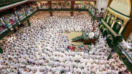 Articulating Authority in a Shi‘a Isma'ili Community 