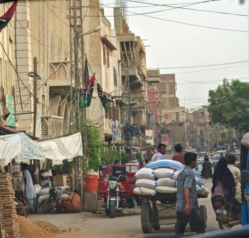 Prince Aly Road and exterior of the Hirabad Jamatkhana in Hyderabad, Pakistan. Image credit: Shafaat Saleem, 2023.