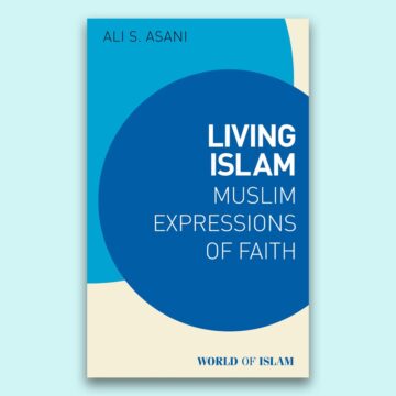 Book cover on Muslim faith expressions - Living Islam