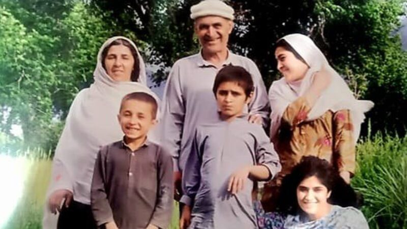 Dr Dil Angaiz with her parents and siblings in Gilgit-Baltistan
